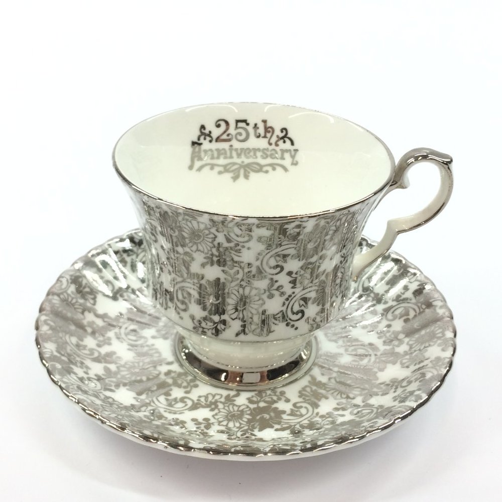 Royal Windsor Fine Bone China Tea Cup and Saucer